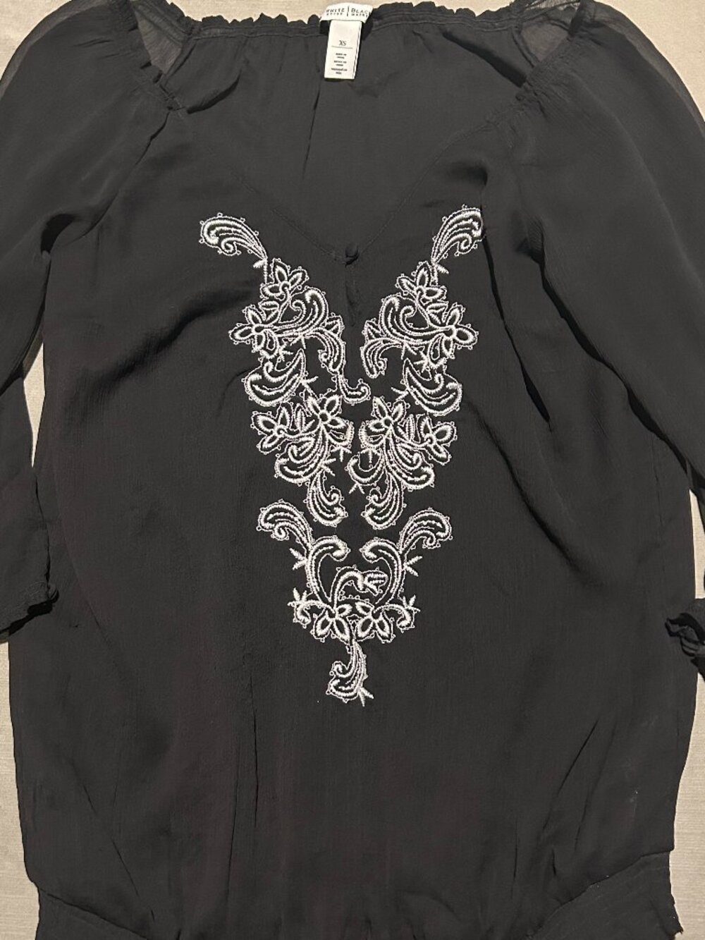 WHITE HOUSE BLACK MARKET Embroidered Peasant Blouse Sheer Long Sleeve Size XS
